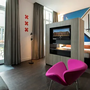 The Manor **** אמסטרדם