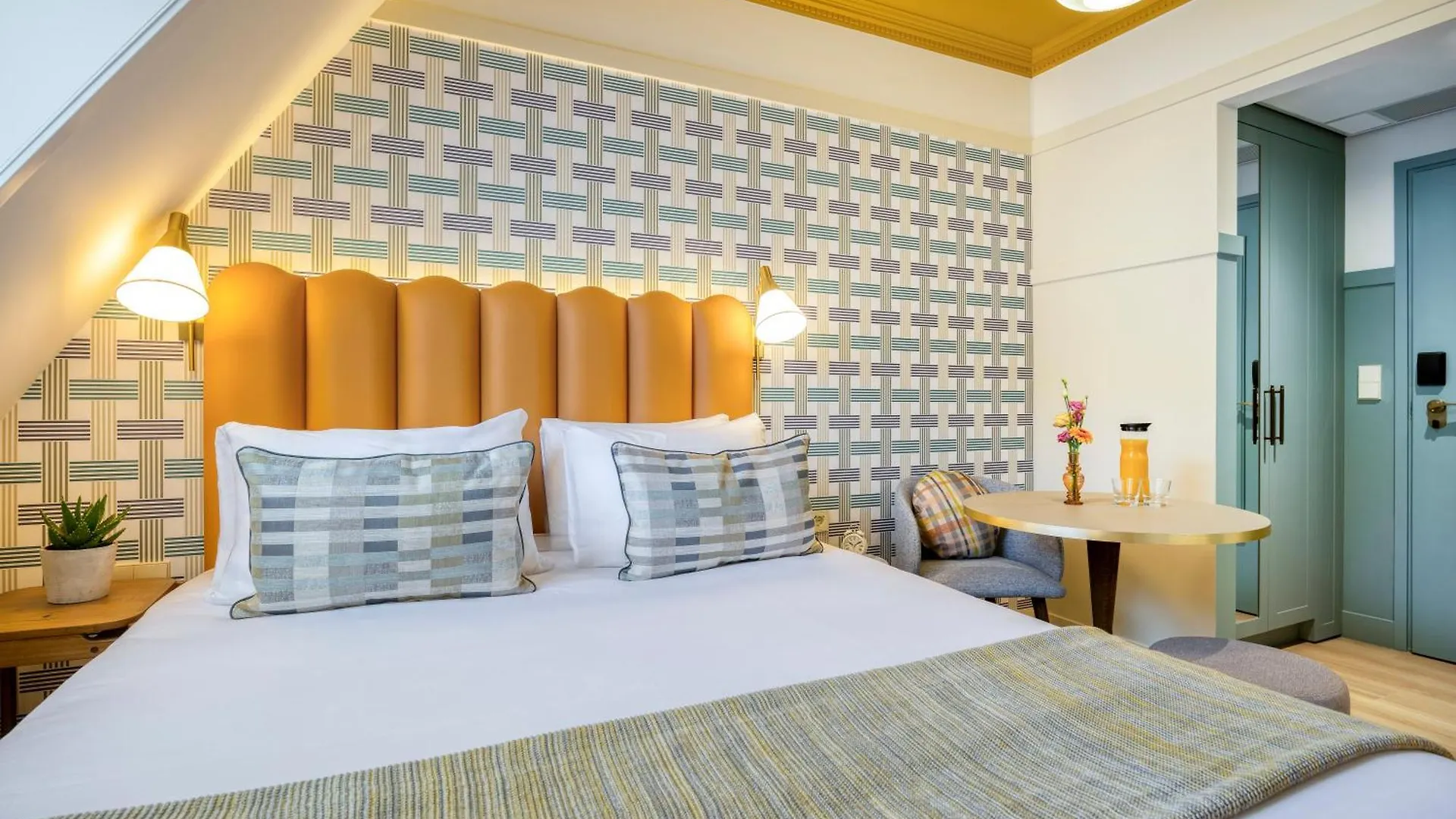 Citadines Canal Amsterdam 4*,
