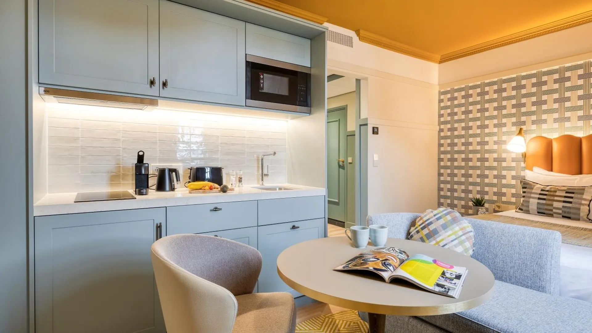 Citadines Canal Amsterdam Aparthotel